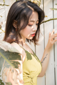 一前一后三个人轮换的英文